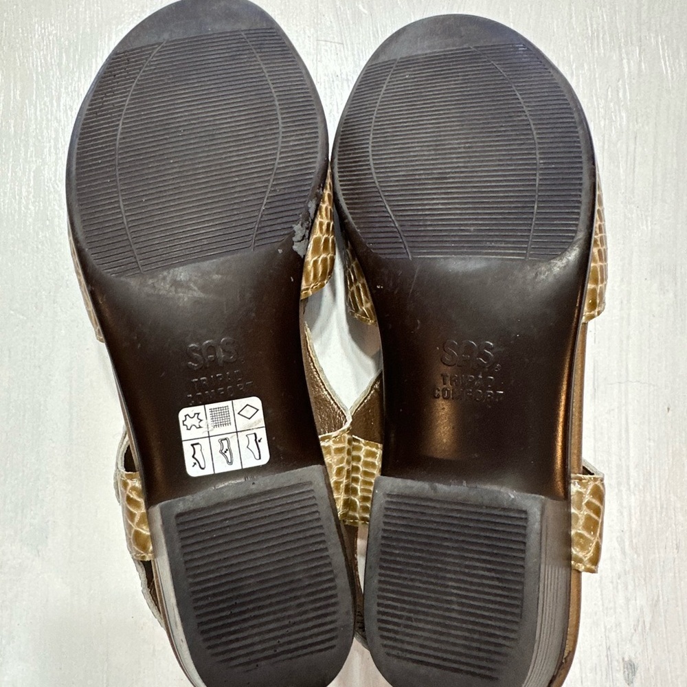 SAS Womens 7.5 M Tripad Comfort Leather Sandals Croc Embossed Made USA - Picture 7 of 13